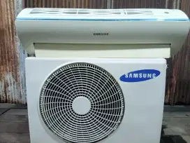 MENJUAL AC BEKAS 1/2 PK KOMPLIT