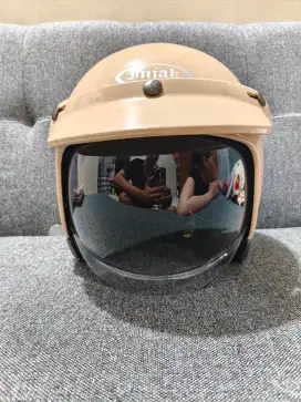 Di jual Helm Injak