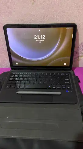 Dijual Samsung Galaxy Tab S9 FE 6/128GB