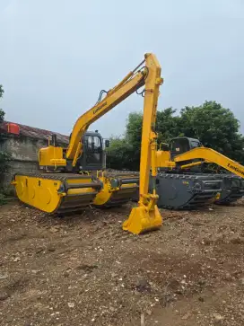 Amphibi Excavator 10 ton