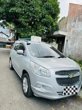 Chevrolet Spin 2013 Bensin