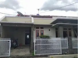 Dijual rumah murah dekat pemandia cipanas garut