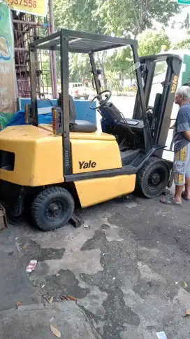 Jual forklift merk yale kapasitas 2.5 ton