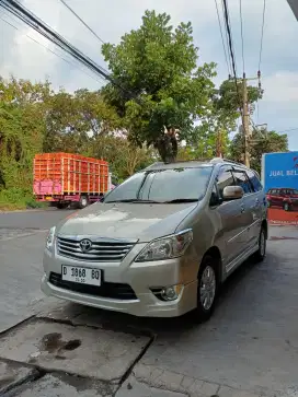 KIJANG INNOVA 2.0 G LUXURY M/T