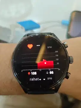 Jam Tangan Hitung Kalori dan Jarak