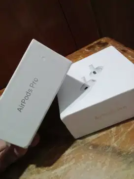 Airpods Pro headset bluetooth