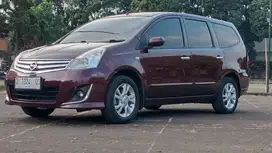 Nissan Grand livina 2012 Bensin