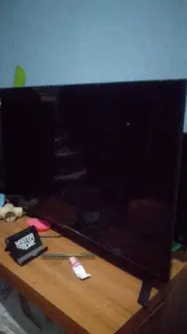 LED sharp 32 inc type LC-32le180i