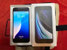 Iphone SE 2020 64GB bekas IBox
