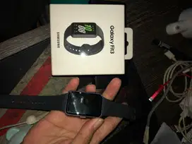 DIJUAL SAMSUNG GALAXY WATCH FIT3 - BISA COD