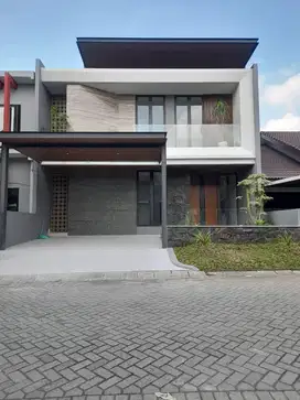 DIJUAL RUMAH BARU GRES CITRALAND WOODLAND MINIMALIS MODERN BAGUS