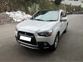 Mitsubishi Outlander PX (2012)