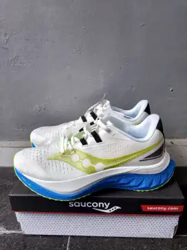 Saucony Endorphin Speed 4
