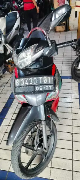 Supra x 125 helm in th 2012 mesin ok tgn1
