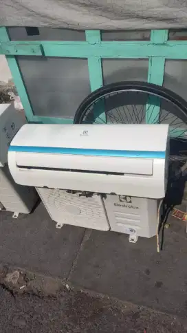 Dijual ac elektrolux 1/2 pk bekas/second