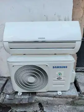 Dijual ac samsung 1/2 pk bekas/second