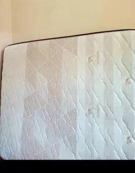 SPRINGBED 6 KAKI 1 BULAN PAKAI