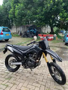Honda Crf Hitam