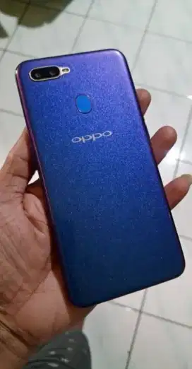 Oppo a5s ram 3/32 hp casan mulus no minus