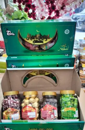 Di butuhkan segera kasir cewe untuk toko cookies / snack