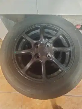 Velg r14 + ban (2024)