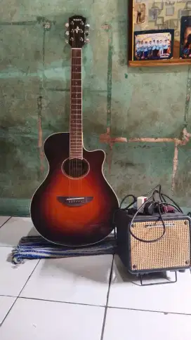 Gitar yamaha ori