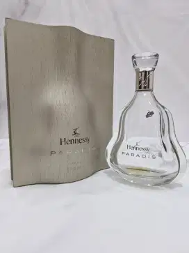 botol kosong bekas hennessy paradis