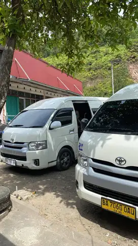 Waiters rumah makan