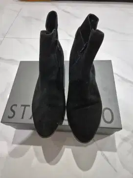 Sepatu staccato ory