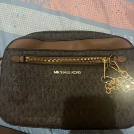 Jual dompet mk ori outlet