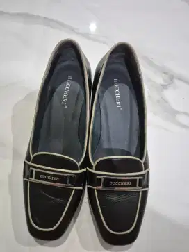 Sepatu buccheri ory