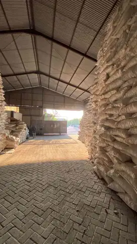 Gudang Mutiara Margomulyo Indah siap pakai