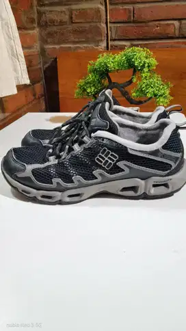 Sepatu Columbia VENTASTIC II Men’s ukuran 41
