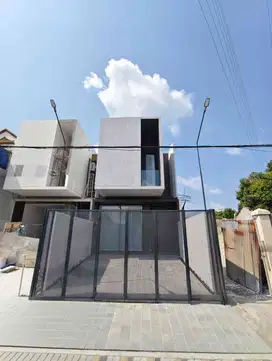 RUMAH KONTEMPORER AREA DHARMAHUSADA
