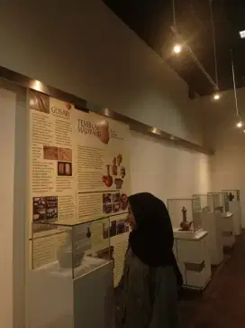 Mencari kerja sebagai admin.barista.jaga toko.