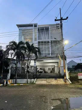 Dijual Rumah kos aktif dukuh kupang