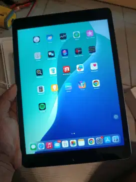 Ipad 8 32gb wifi only fullset