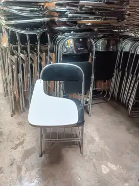 Kursi Lipat Belajar