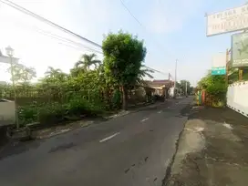 Tanah sangat strategis condongcatur pinggir jalan utama