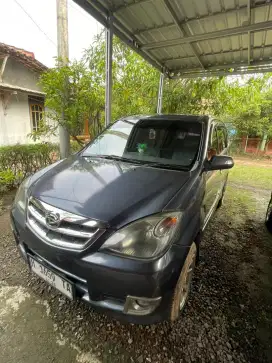 Daihatsu Xenia Xi 2011