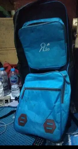 Tas badminton ada buat sepatu juga