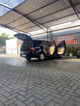 Nissan Grand Livina 2007 1.8 MT.