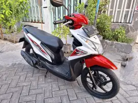 Jual beat 2016 km 17 rb kondisi sgt bagus orsinil cat samsat manyar