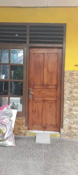 Disewakan Rumah Nyaman dan Strategis di Komplek Depsos Bintaro