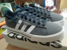 Adidas Skateboarding Original size 42