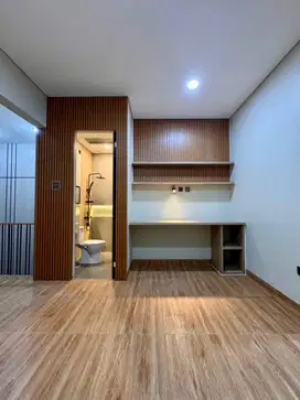 Jual rumah kamar 4 bonus semi furnish dekat toll limo depok