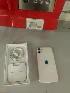 Iphone 11 128gb putih enak di lihat