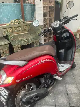 Dijual Scoopy tahun 2019