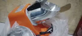 Mesin ice crusher