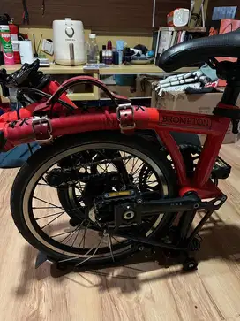 Sepeda Brompton M6L tahun 2019